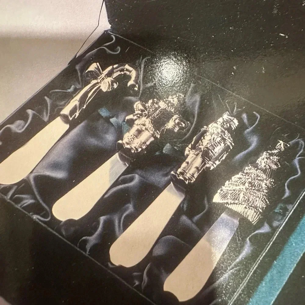 New In Box Vintage Belk Home Accent Stainless Steel Christmas Spreaders